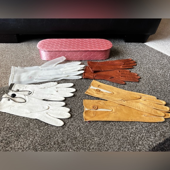 Vintage Gloves (4 prs) in Pink Quilted Long Glove Storage Box 40’s-50’s - Picture 3 of 13